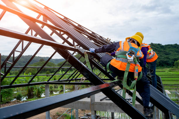 Best Residential Roofing Contractor  in Selah, WA
