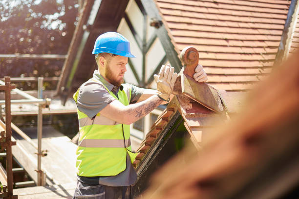 Best Residential Roofing Contractor  in Selah, WA